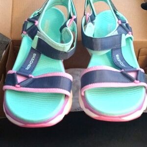 Women's Skechers sandals ultra go size 8